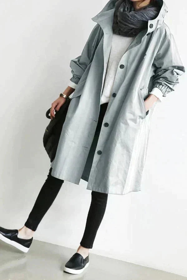 Stylish and water-repellent trench coat
